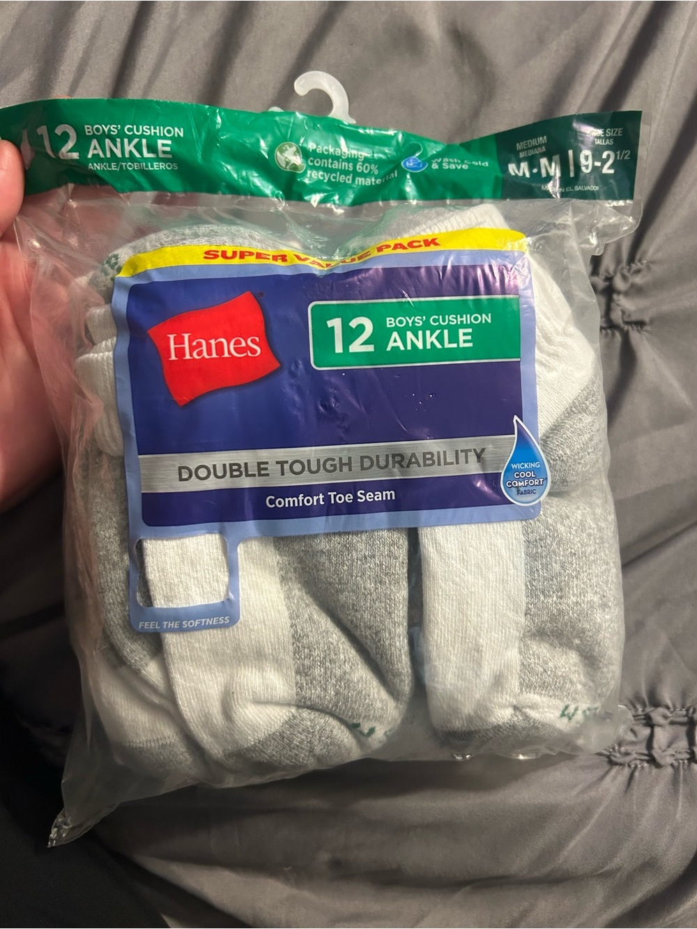 Hanes 12Pck Boys Cushion Ankle Socks Size Medium 9-2.5